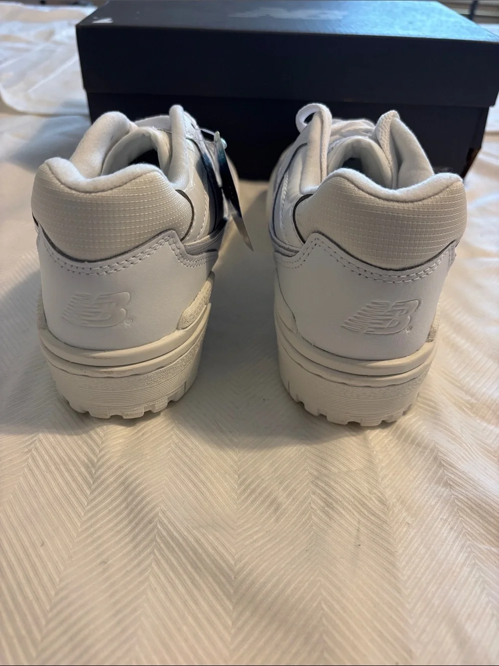 NEW New Balance 550 White Leather Low-Top Sneakers Sz 8